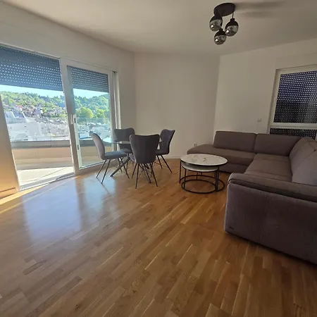 Apartment Triumph